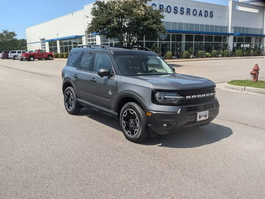 2025 Ford Bronco Sport Outer Banks photo 1