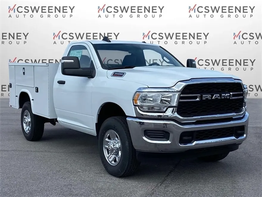 2024 Ram 3500 Tradesman photo 1