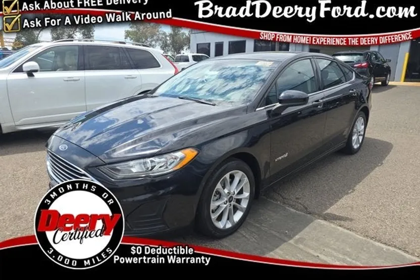 2019 Ford Fusion Hybrid SE photo 1