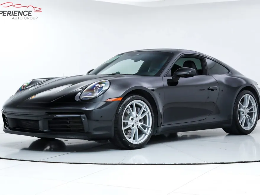 2022 Porsche 911 4 photo 1