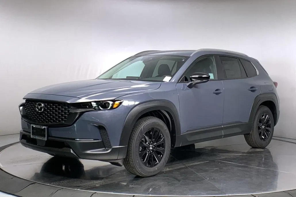 2023 Mazda CX-50 2.5 Preferred Plus photo 1
