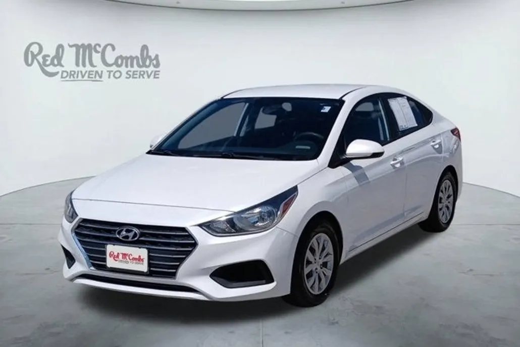 2020 Hyundai Accent SE photo 1