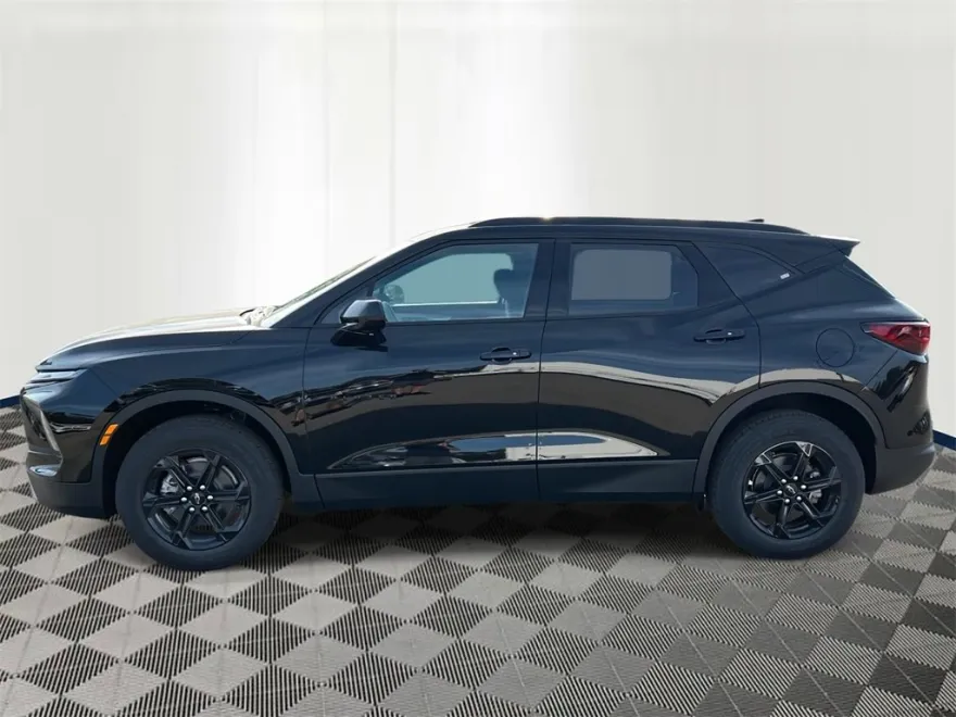 2025 Chevrolet Blazer 2LT photo 1