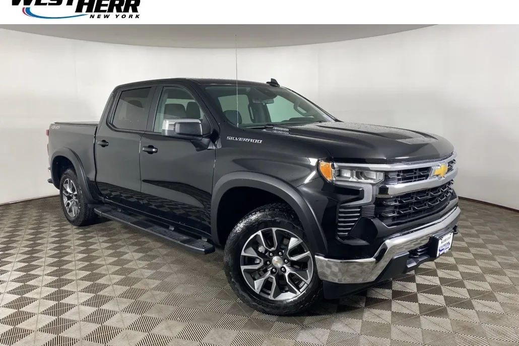 2024 Chevrolet Silverado 1500 LT photo 1