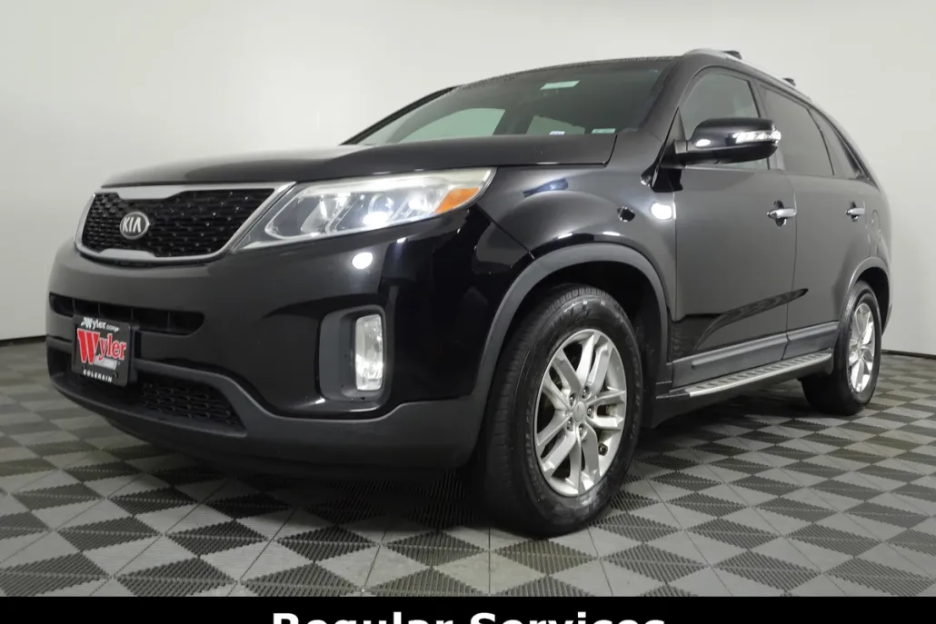 2014 Kia Sorento LX photo 1