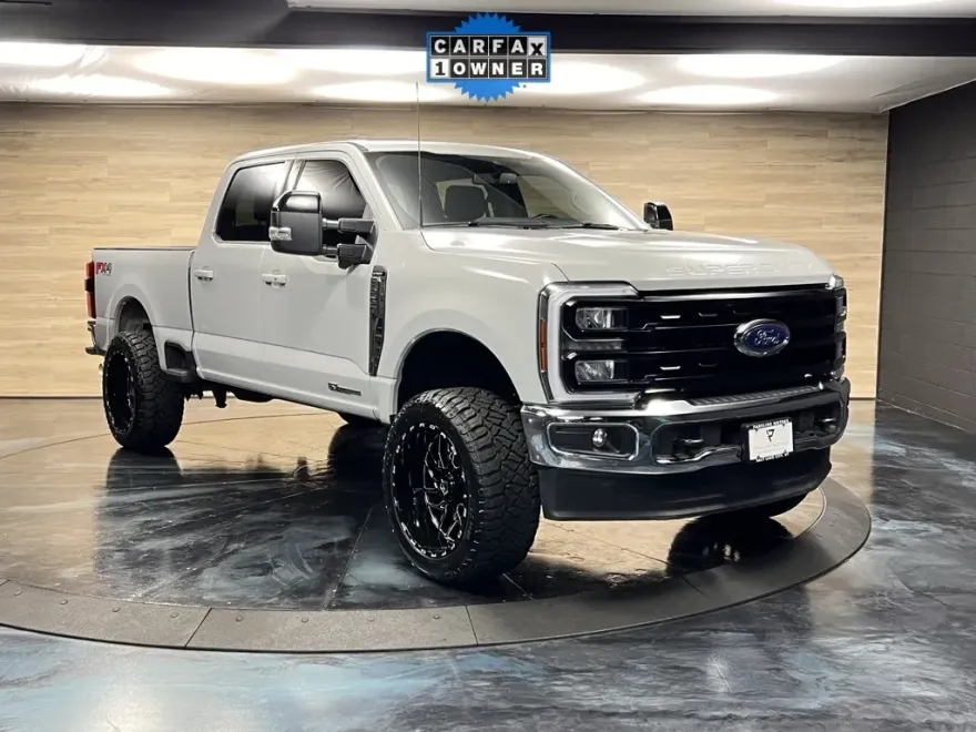 2025 Ford F-250 photo 1