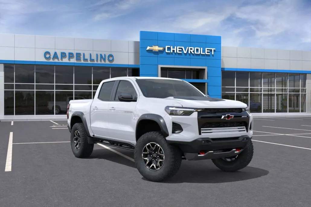2025 Chevrolet Colorado ZR2 photo 1