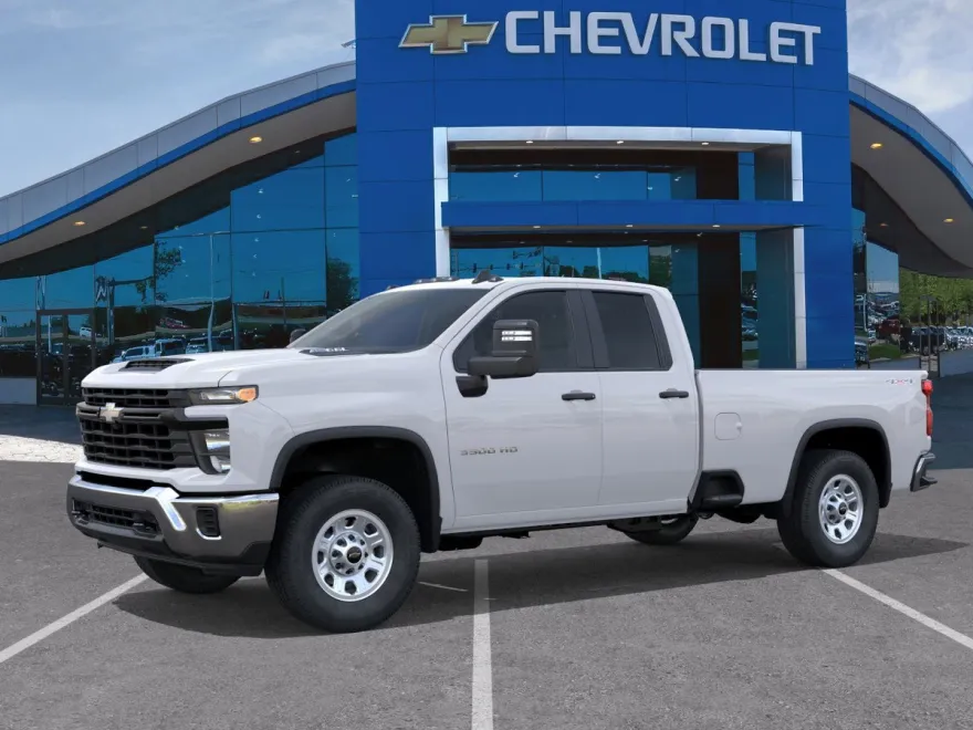 2026 Chevrolet Silverado 3500HD photo 1