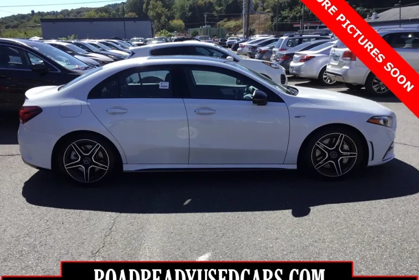 2021 Mercedes Benz A 35 AMG photo 1
