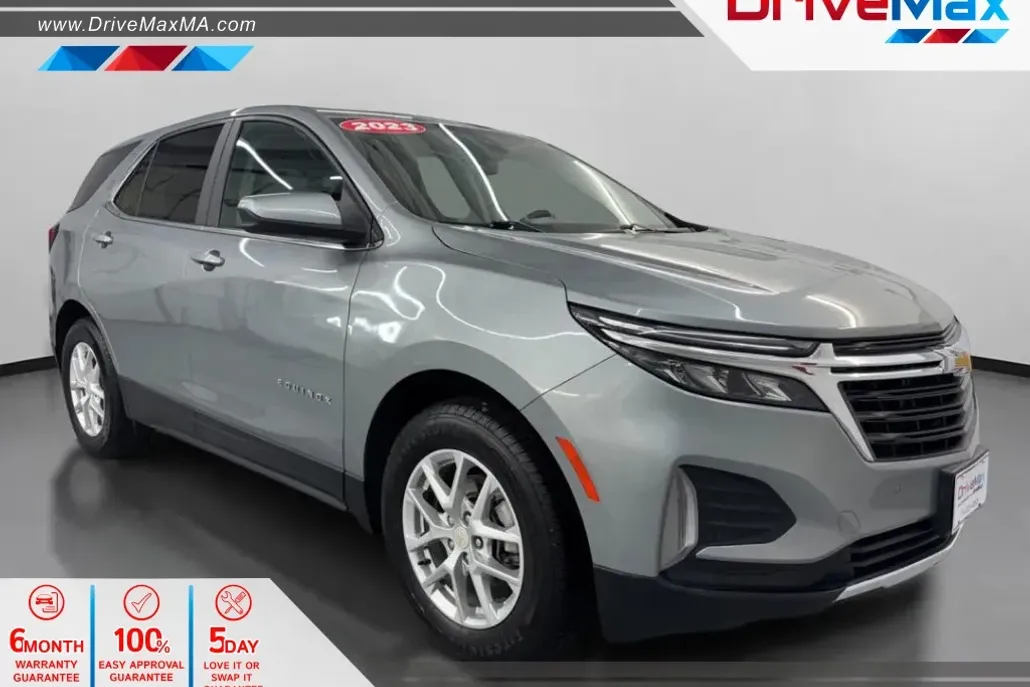 2023 Chevrolet Equinox LT photo 1