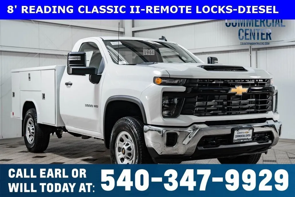 2025 Chevrolet Silverado 3500HD photo 1