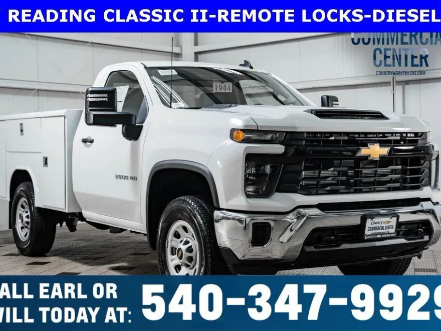 2025 Chevrolet Silverado 3500HD photo 1