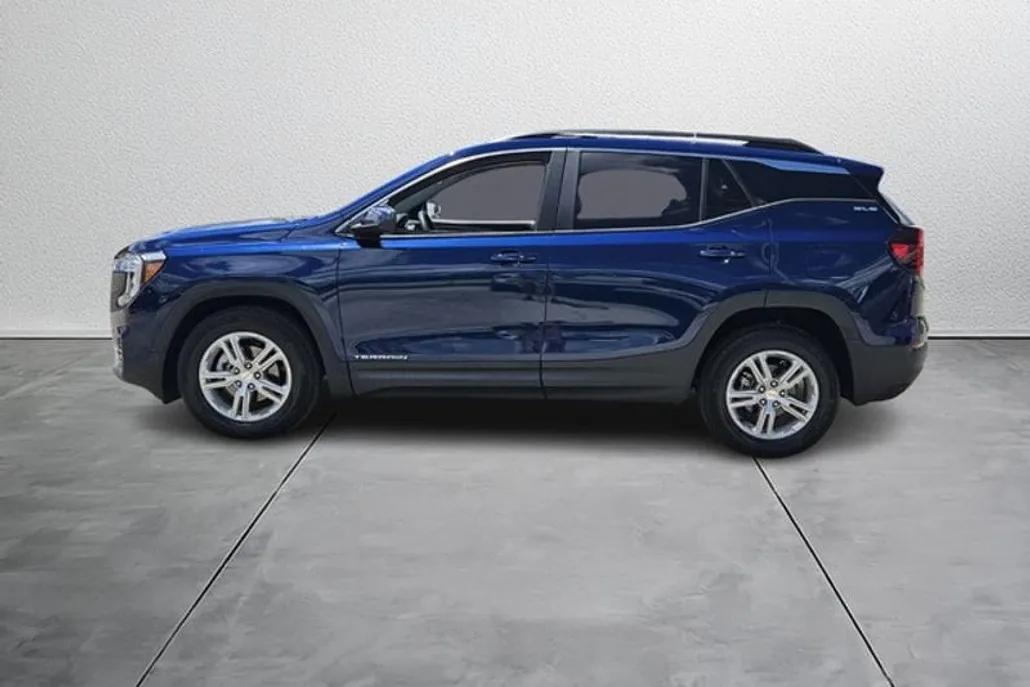 2022 Gmc Terrain SLE photo 1