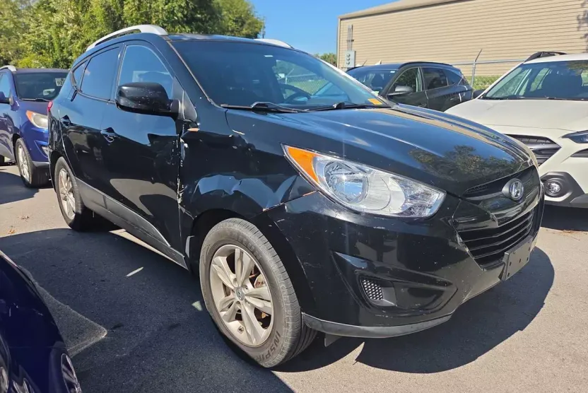 2011 Hyundai Tucson GLS photo 1