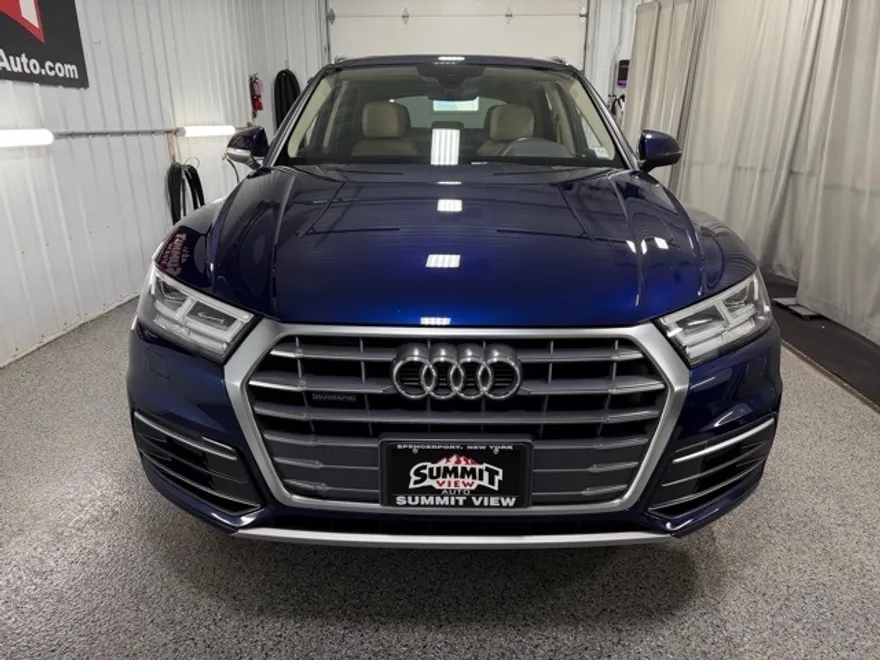 2018 Audi Q5 2.0T Premium Plus photo 1