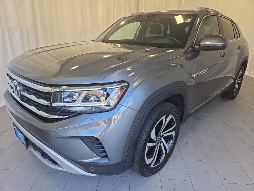 2022 Volkswagen Atlas Cross Sport V6 SEL photo 1