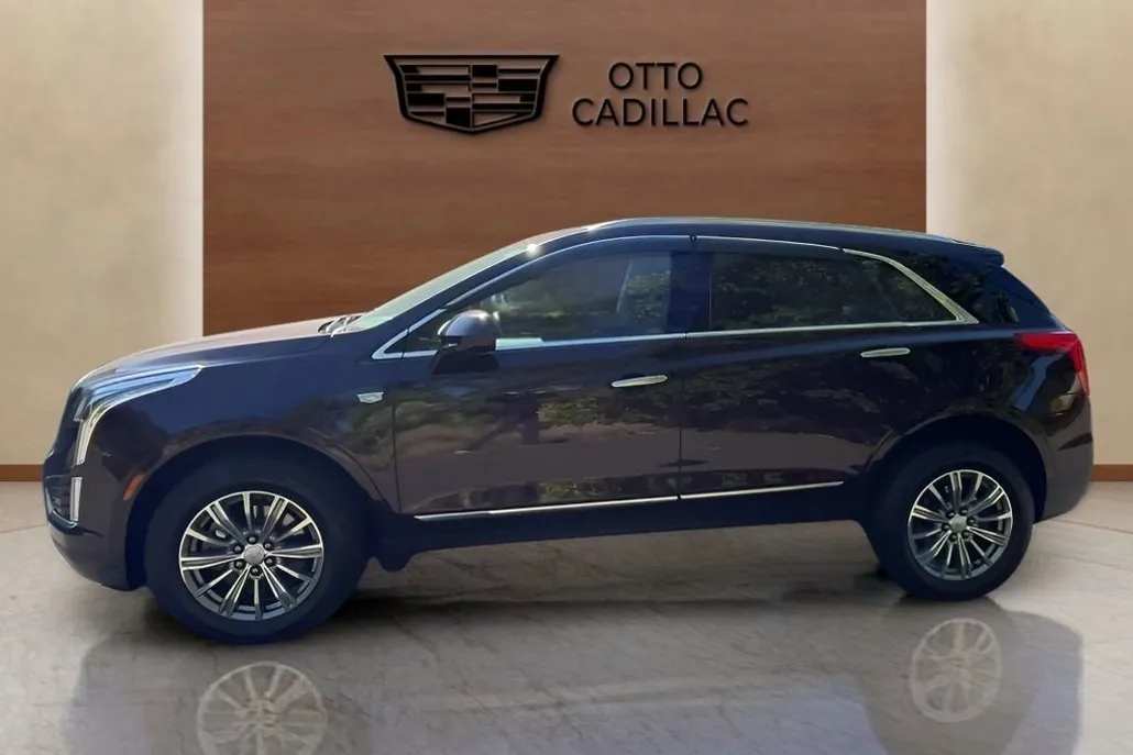 2017 Cadillac XT5 Luxury photo 1