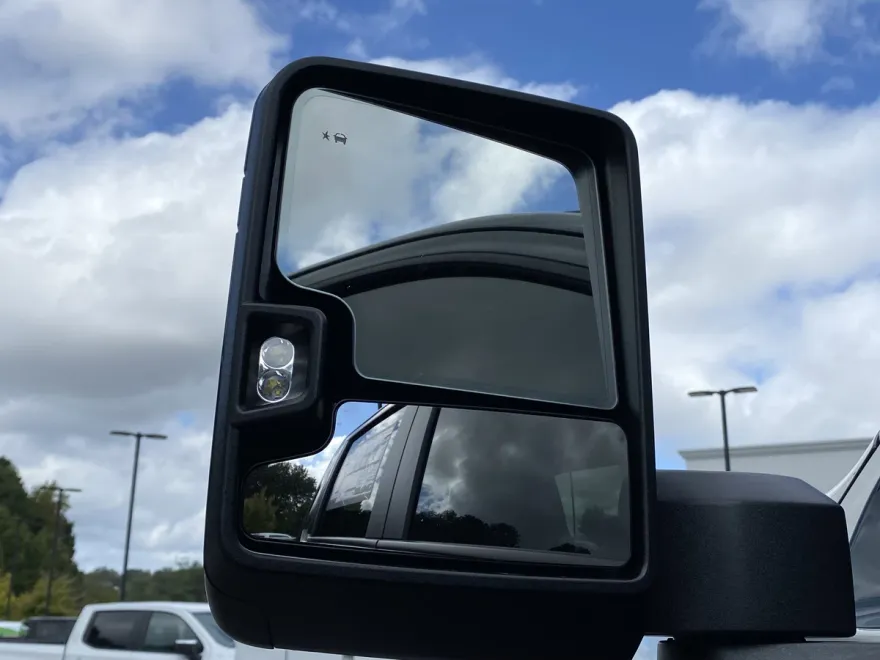 2026 Chevrolet Silverado 2500HD LT photo 1