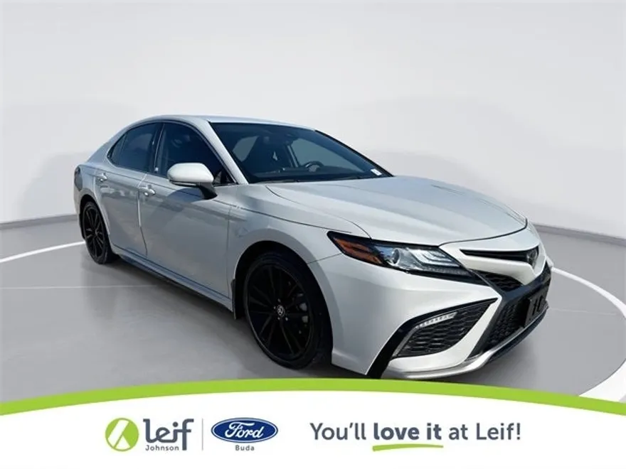2023 Toyota Camry XSE photo 1