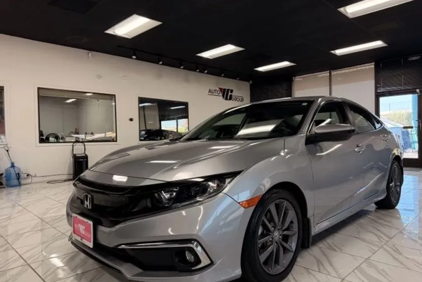 2019 Honda Civic EX photo 1