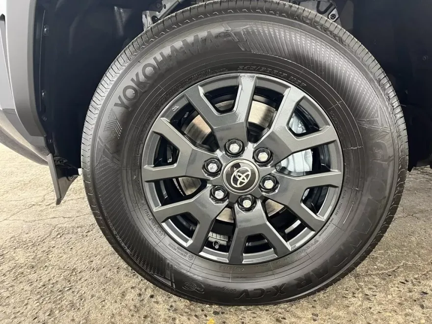 2025 Toyota 4Runner SR5 photo 1