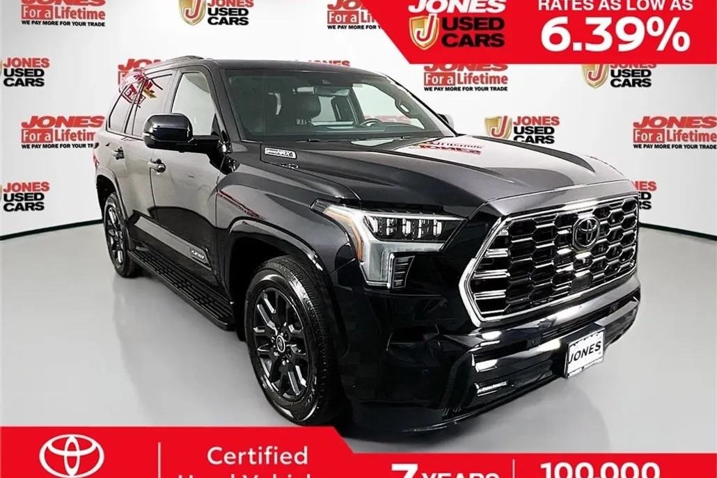 2024 Toyota Sequoia Platinum photo 1