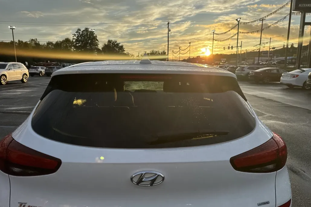 2019 Hyundai Tucson SE photo 1
