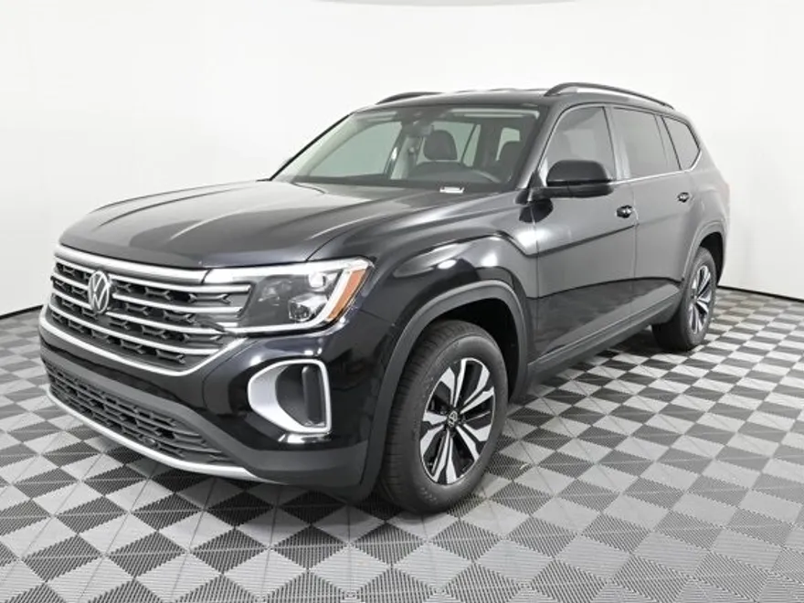 2026 Volkswagen Atlas SE photo 1