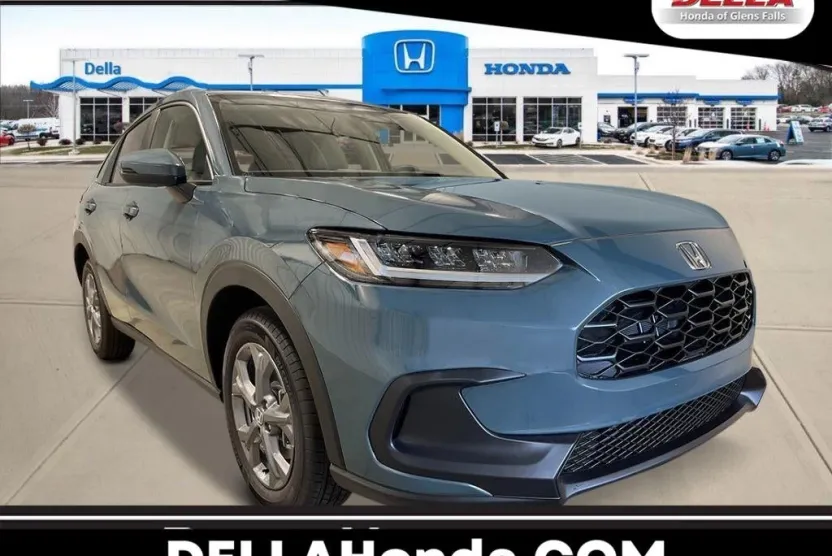 2026 Honda HR-V LX photo 1