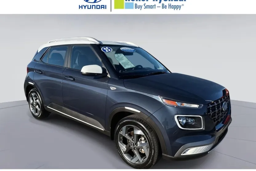 2025 Hyundai Venue Limited photo 1