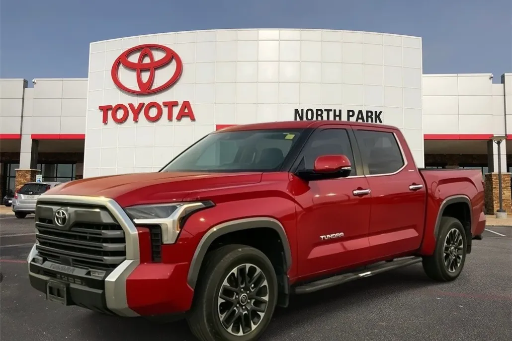 2024 Toyota Tundra Limited photo 1