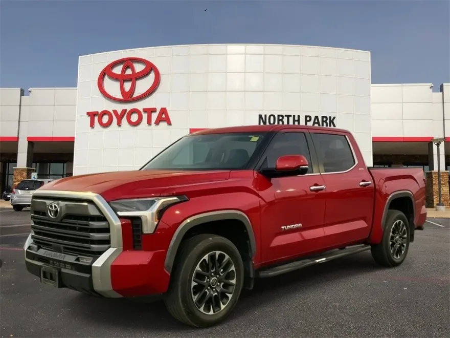 2024 Toyota Tundra Limited photo 1