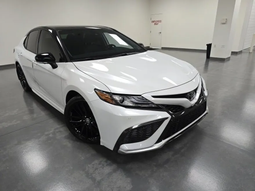 2023 Toyota Camry XSE V6 photo 1