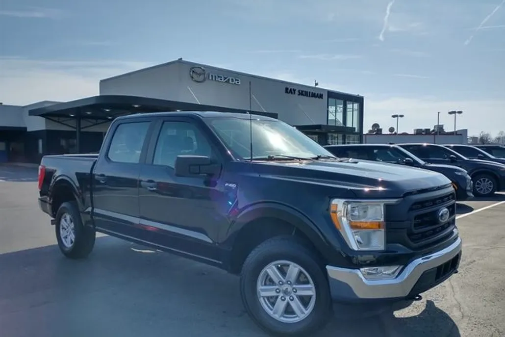 2021 Ford F-150 XL photo 1