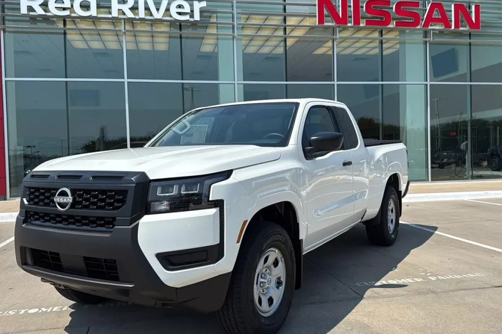 2026 Nissan Frontier S photo 1