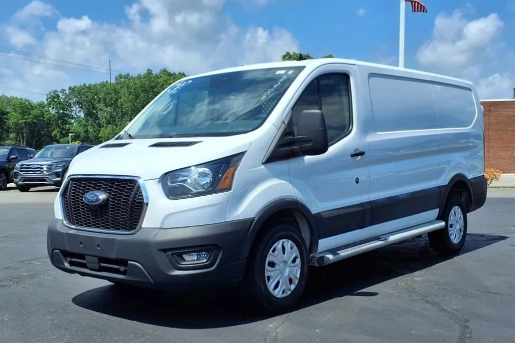 2023 Ford Transit photo 1