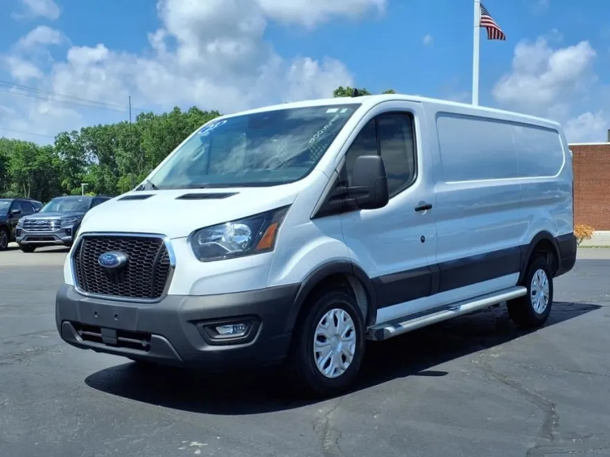 2023 Ford Transit photo 1