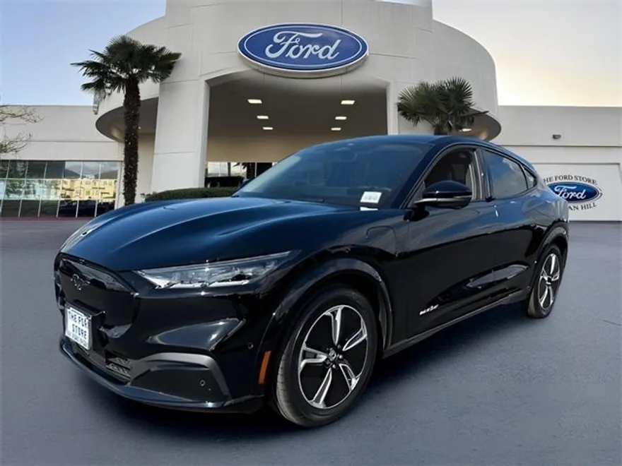 2023 Ford Mustang Mach-E Premium photo 1