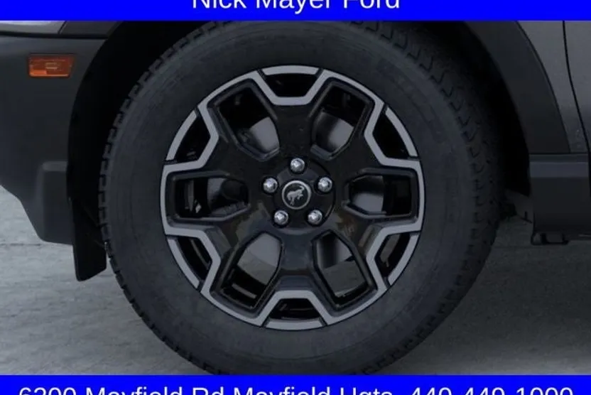 2025 Ford Bronco Sport Outer Banks photo 1