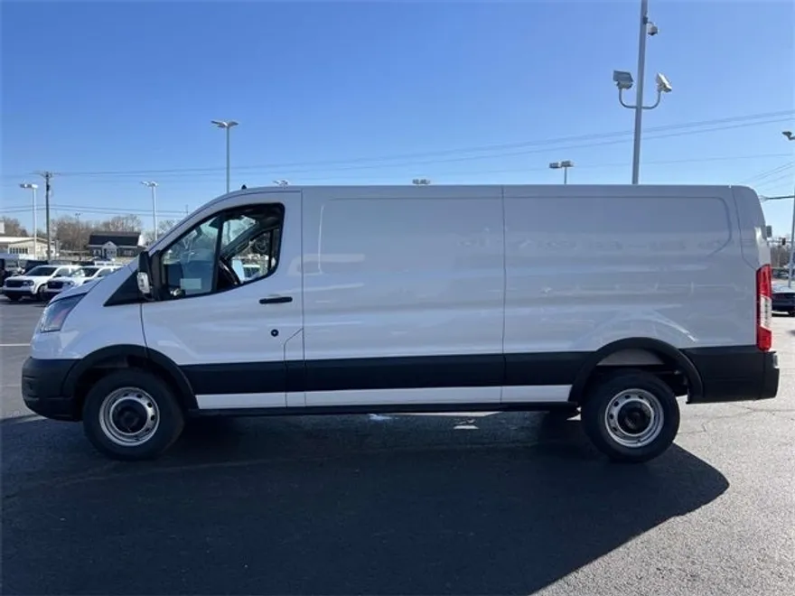 2025 Ford Transit photo 1