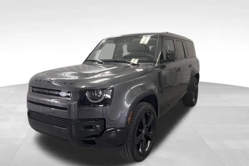 2025 Land Rover Defender 130 X-Dynamic SE photo 1
