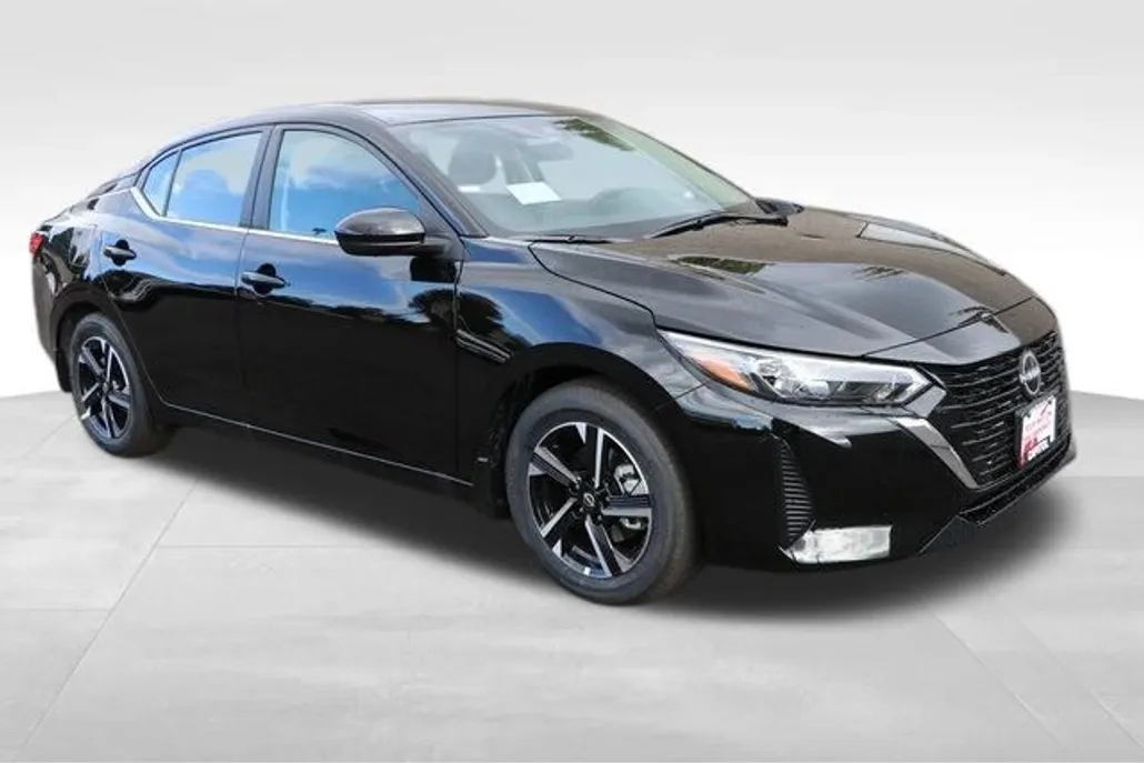2025 Nissan Sentra SV photo 1
