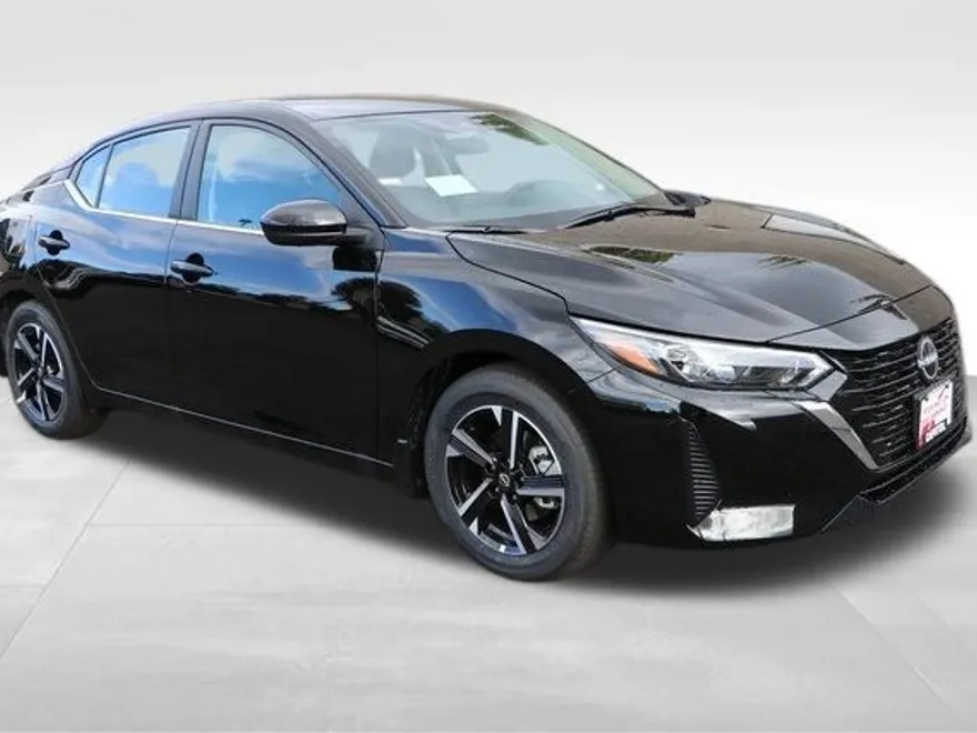 2025 Nissan Sentra SV photo 1