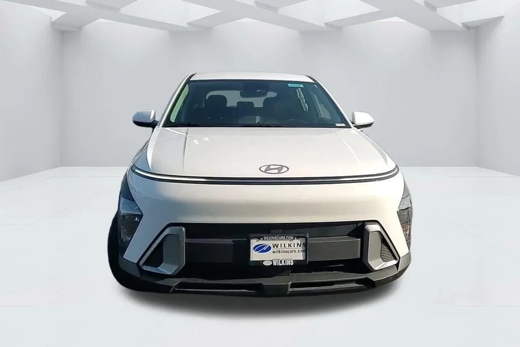 2026 Hyundai Kona SE photo 1