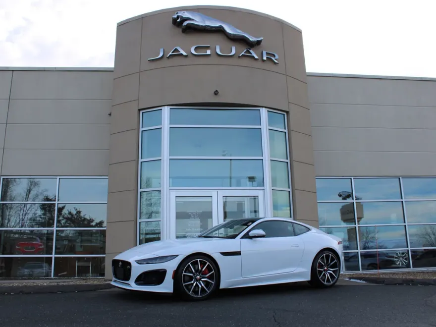 2023 Jaguar F-TYPE R photo 1