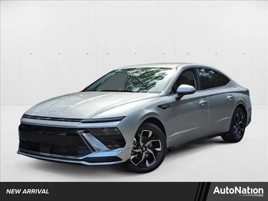 2024 Hyundai Sonata SEL photo 1