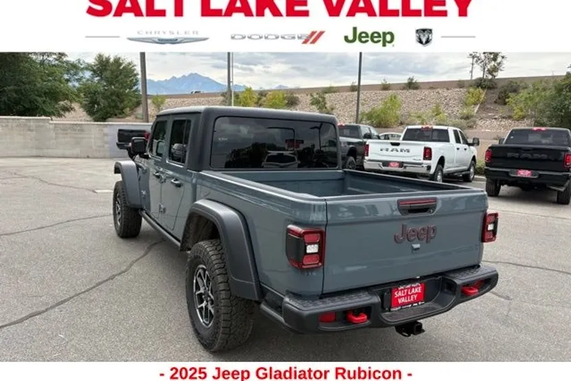 2025 Jeep Gladiator Rubicon photo 1