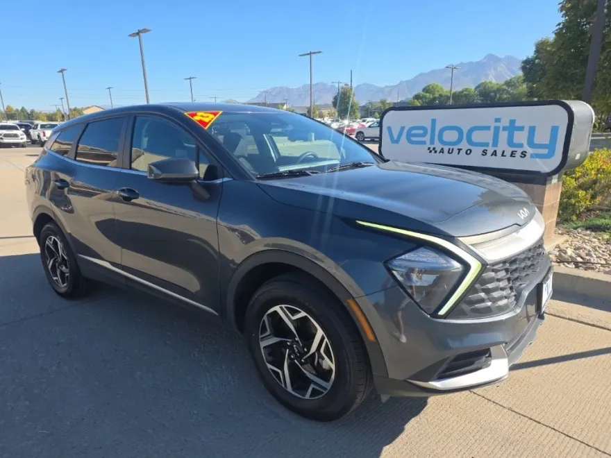 2023 Kia Sportage LX photo 1