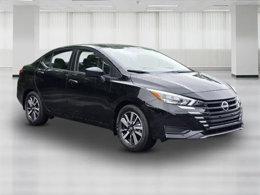 2025 Nissan Versa S photo 1