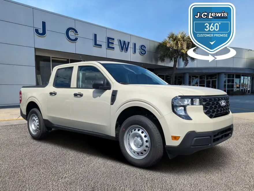 2025 Ford Maverick XL photo 1